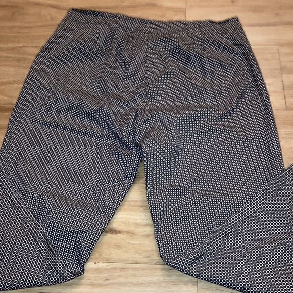 Size 8 J. Jill Dress Pants / Slacks - Picture 3 of 11